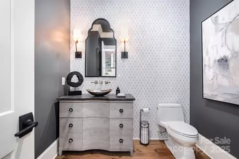 Bath - 708 Amalfi Dr, Davidson, NC 28036 photo 1 of 5