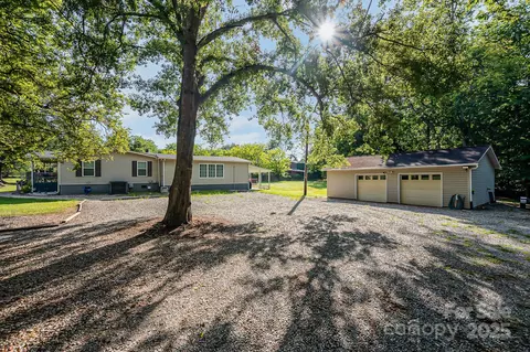 4492 Pebblebrook Sw Cir SW, Concord, NC 28027 photo 34