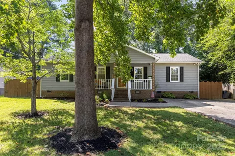 2010 Pinevalley Rd, Rock Hill, SC 29732