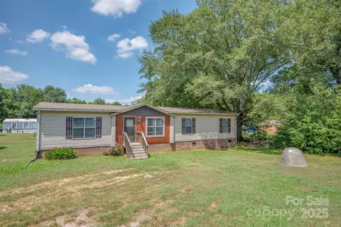 156 Brown Ln, Ellenboro, NC 28040