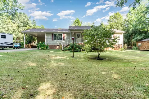 5707 Lewis Rd, Gastonia, NC 28052