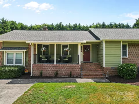 2948 Stoneybrook Dr, Fort Mill, SC 29708 photo 3