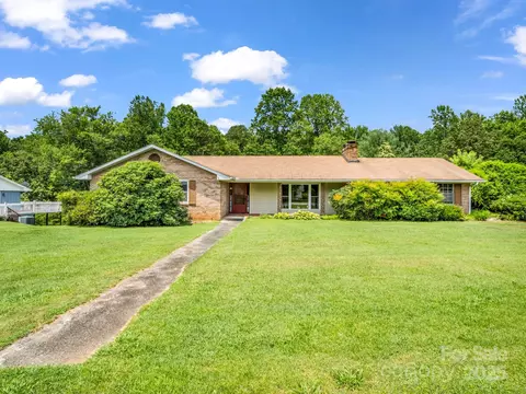 14 Monte Vista Pl, Candler, NC 28715