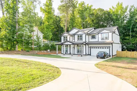 4218 Enoch Dr, Charlotte, NC 28269
