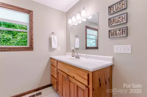343 Rio Bravo Dr, Sylva, NC 28779 photo 23