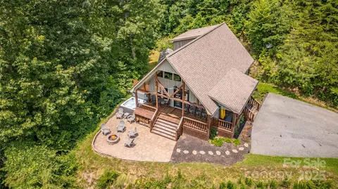 343 Rio Bravo Dr, Sylva, NC 28779 photo 2