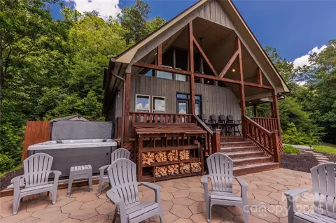 343 Rio Bravo Dr, Sylva, NC 28779 photo 3