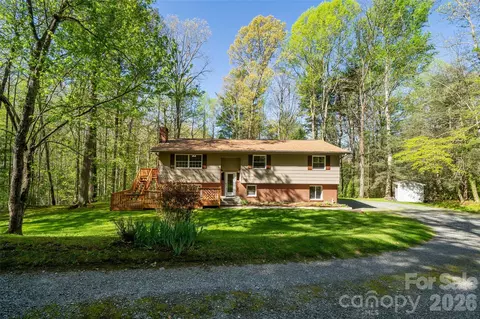 145 Jeter Mountain Rd, Hendersonville, NC 28739