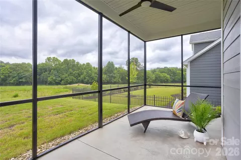 471 Lucky Nw Dr NW, Concord, NC 28027