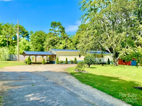 155 Delta Downs Ln, Salisbury, NC 28144