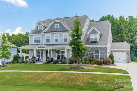 849 Yucatan Dr, Waxhaw, NC 28173