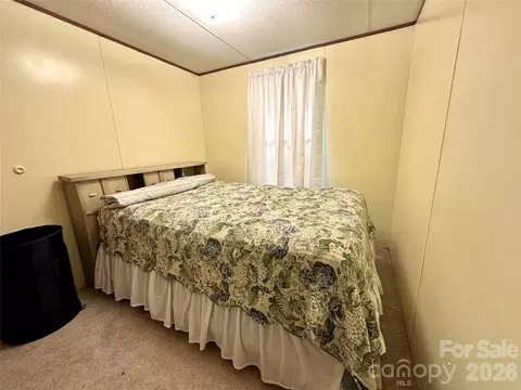 Bedroom - 492 Chestnut Mountain Rd, Spruce Pine, NC 28777 photo 3 of 3