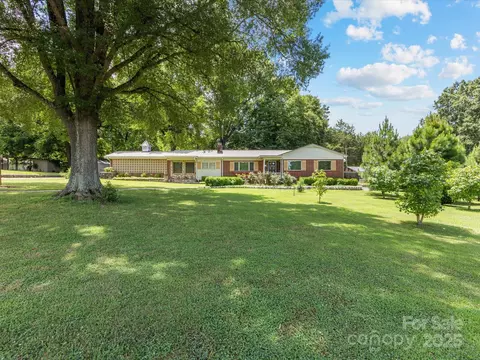 209 11th St, Spencer, NC 28159