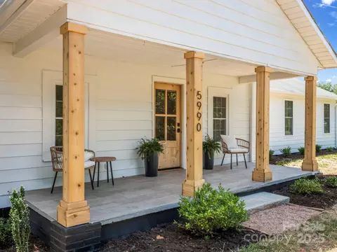 5990 S Nc 9 Hwy, Tryon, NC 28782