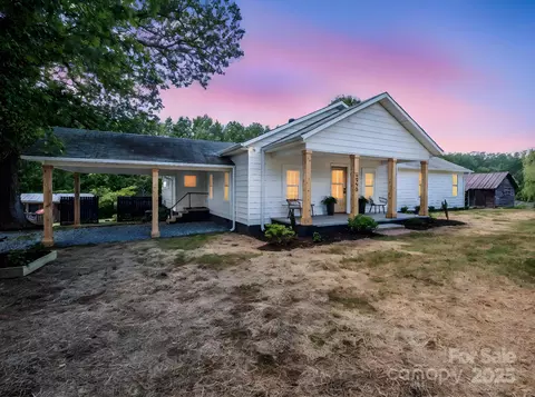 5990 S Nc 9 Hwy, Tryon, NC 28782