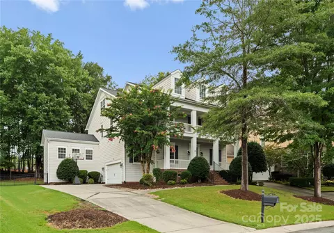 14027 Grand Traverse Dr, Charlotte, NC 28278