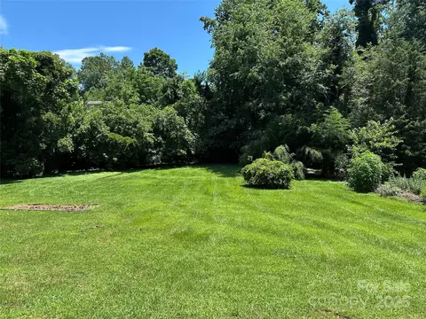 Exterior - 107 E Hunt Dr, Nebo, NC 28761 photo 4 of 4
