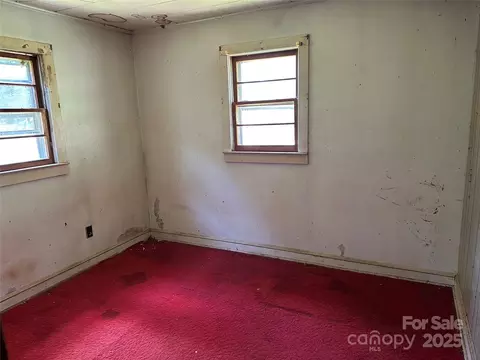 Bedroom - 107 E Hunt Dr, Nebo, NC 28761 photo 3 of 3