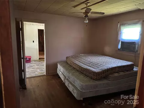 Bedroom - 107 E Hunt Dr, Nebo, NC 28761 photo 1 of 3
