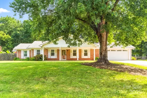 1221 Mccorkle Rd, Charlotte, NC 28214