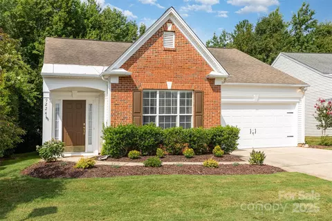 9224 Elrose Pl, Charlotte, NC 28277