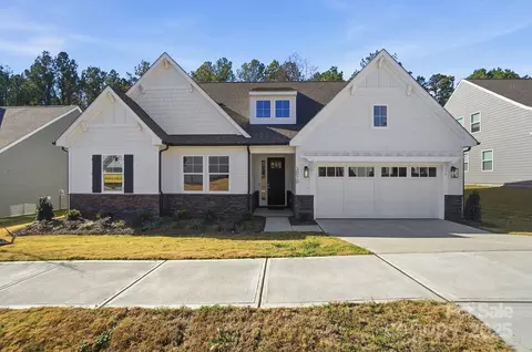 3010 Cedar Falls Dr, Waxhaw, NC 28173