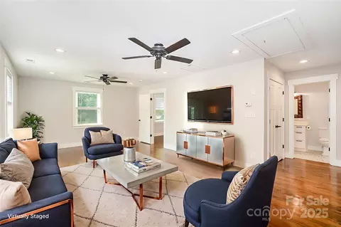 5421 Princess St, Charlotte, NC 28269