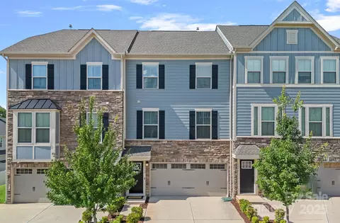 108 Helm B Ln #B, Mooresville, NC 28117