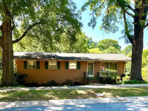 3320 Winterfield Pl, Charlotte, NC 28205