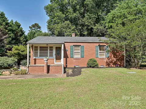 1410 Shearers Rd, Mooresville, NC 28115