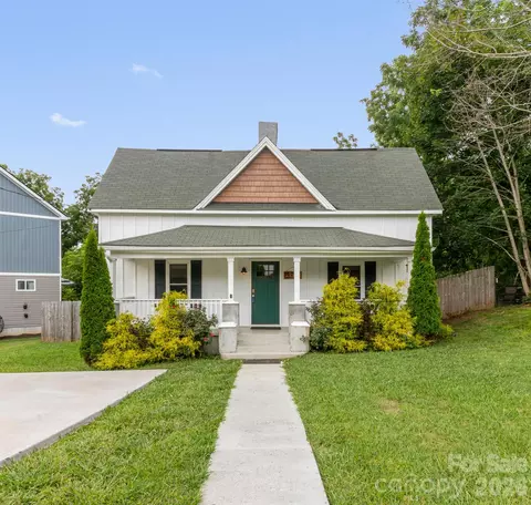 761 N Main St, Canton, NC 28716