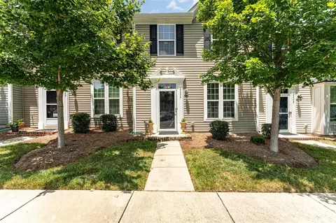2656 Norman Isle Dr, Denver, NC 28037