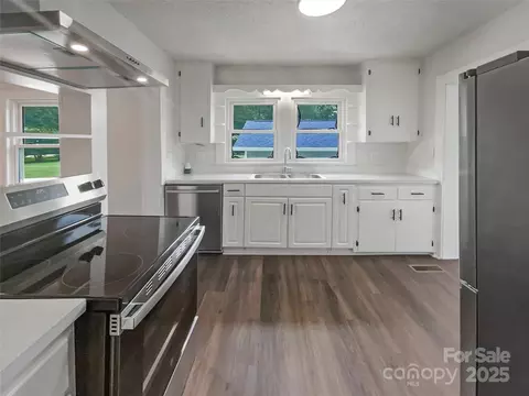 Kitchen - 6445 Griffin Rd, Lancaster, SC 29720 photo 1 of 2