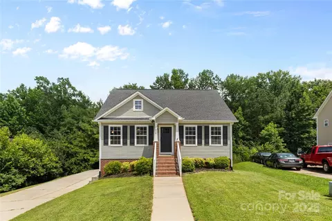 1527 Meadow Glen Ln, Rock Hill, SC 29730