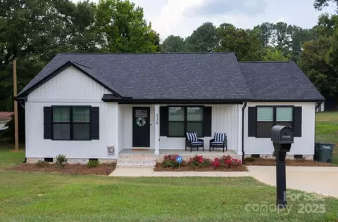 130 Manor Sw Ave SW, Concord, NC 28025