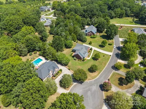 908 Haddonfield Dr, Fort Mill, SC 29708 photo 11