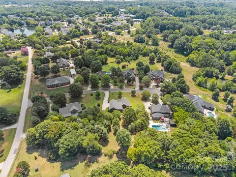 908 Haddonfield Dr, Fort Mill, SC 29708 photo 7