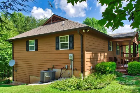 654 Moonlight Pass, Union Mills, NC 28167 photo 5