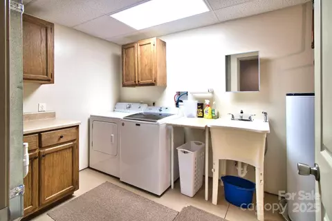 654 Moonlight Pass, Union Mills, NC 28167 photo 16