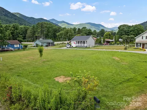 Dream Meadow Lane, Maggie Valley, NC 28751