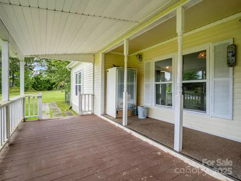355 Staton Rd, Flat Rock, NC 28731 photo 7