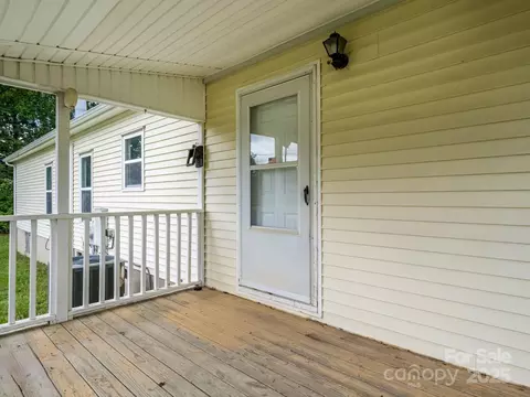 355 Staton Rd, Flat Rock, NC 28731 photo 5