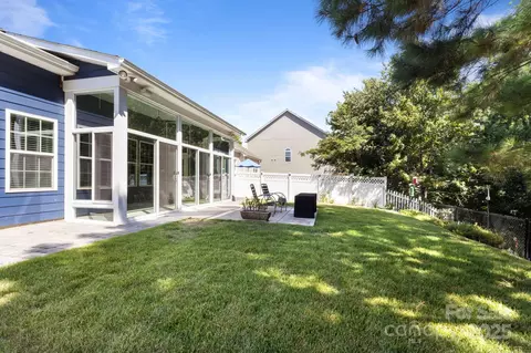 Exterior - 15709 Kiser Corner Ln, Davidson, NC 28036 photo 6 of 11