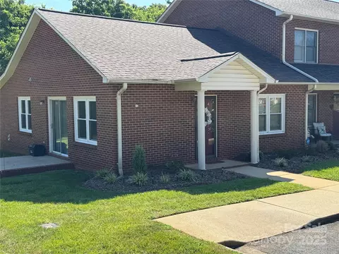 102 Brandywine Ne F1 Dr NE #F1, Conover, NC 28613