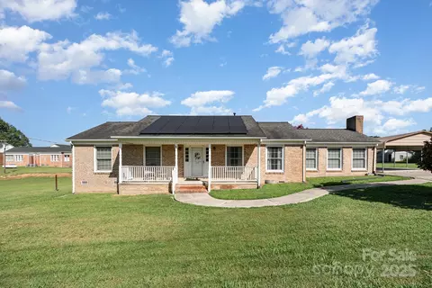 122 Devenny Rd, Cherryville, NC 28021
