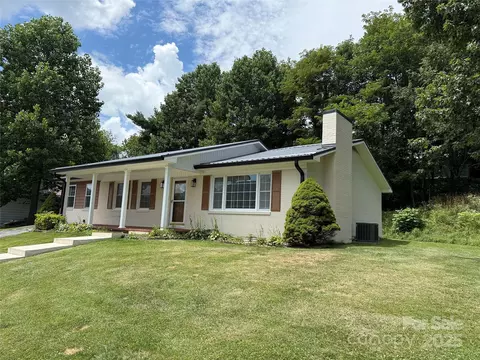 409 Wilton Ave, West Jefferson, NC 28694