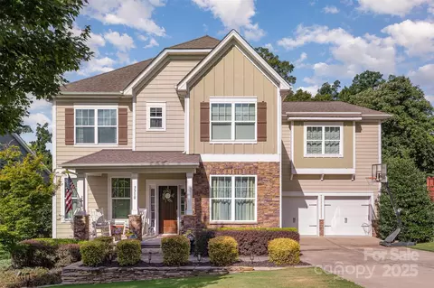 3310 Ringtail Dr, Waxhaw, NC 28173