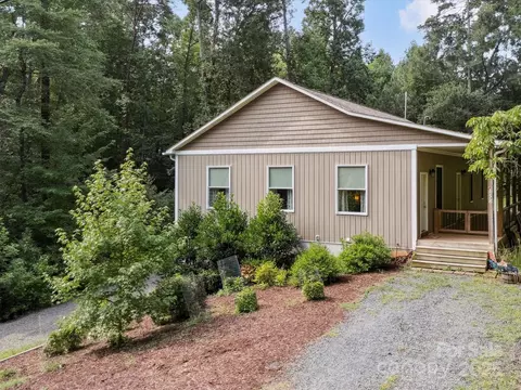 158 Pioneer Dr, Mount Gilead, NC 27306