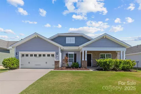 5828 Eleanor Rigby Rd, Charlotte, NC 28278