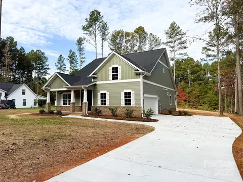 343 Cove Wood Dr, Denton, NC 27239